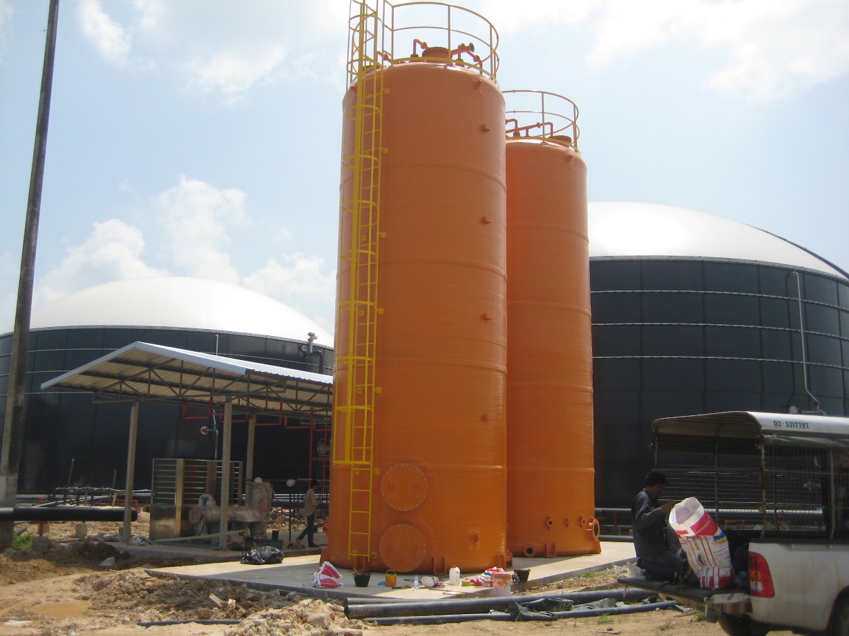 ภาพถังระบบ Bio Scrubber ภายในพื้นที่โรงงาน